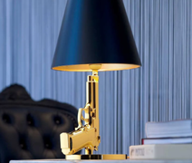 Abajur de arma de Claudia Leitte é uma obra do designer francês Philippe Starck e custa R$ 11.500