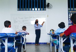 Educação de Maceió publica edital com cargos e salários de seleção para 576 vagas