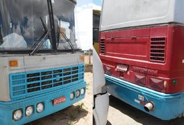 PC recupera ônibus furtado que seria desmanchado em Arapiraca