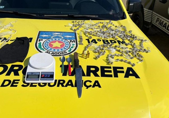 PM apreende mais de meio quilo de drogas em ações contra o tráfico no interior de Alagoas