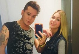 Pai de Melody defende roupas da filha e avisa: 'Namoro só aos 15'