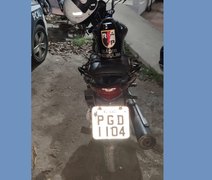 Veículo com queixa de roubo é localizado abandonado na zona rural de Arapiraca