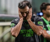 América perde em casa para o Coritiba e é rebaixado à Série B do Brasileiro