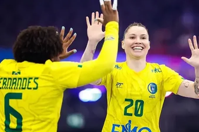 Brasil vence Coreia do Sul e dá passo importante no Mundial de Handebol feminino
