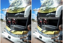 Ônibus da cantora Márcia Fellipe se envolve em acidente na Paraíba