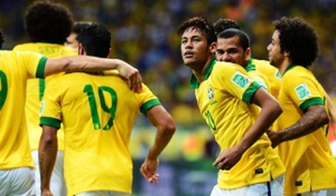 Seleção brasileira se apresenta sem cortes pela primeira vez nas eliminatórias