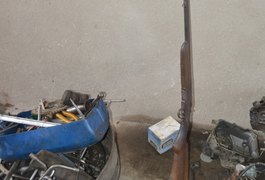 Operação apreende espingarda em ferro velho em Arapiraca