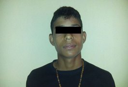 Adolescente é apreendido com moto roubada em Arapiraca