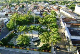 Homem rouba residência e espanca idosa em Palmeira dos Índios