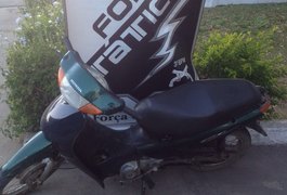 Força Tática e Radiopatrulha apreendem moto com chassi adulterado em Arapiraca