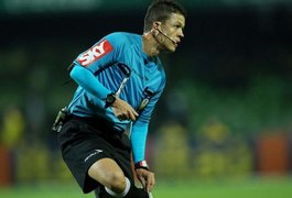 Charles Hebert apita clássico CRB e ASA no estádio Rei Pelé