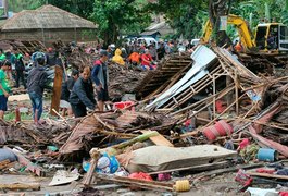 Tsunami deixa mais de 200 mortos e 800 feridos na Indonésia