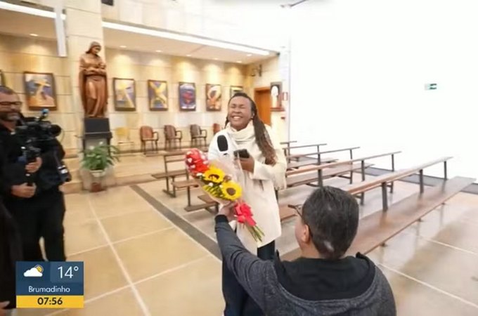 VÍDEO: Repórter da Globo Minas é pedida em casamento ao vivo durante telejornal