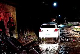 Polícia encontra carro utilizado em arrombamento de ótica em União e recupera produtos