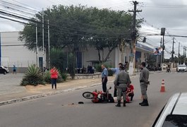 Mulher fica ferida em acidente de trânsito no bairro Santa Edwiges