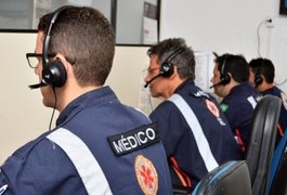 Pai salva bebê de engasgo após ligação para o SAMU na Capital Alagoana