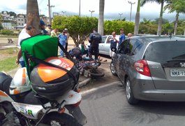 A imprudência no trânsito causa mais um acidente, desta vez sem vítimas, no Centro de Arapiraca