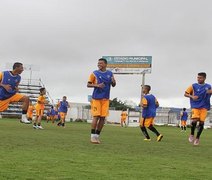 Técnico Jaelson aproveita a paralisação do Alagoano para trabalhar a equipe Sub-20