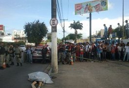 Homem é assassinado em frente ao CEPA em Maceió