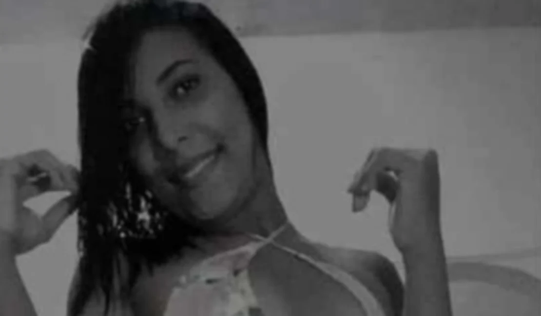 Maceió: Polícia investiga se assassinato de jovem em terreno baldio teve motivação transfóbica