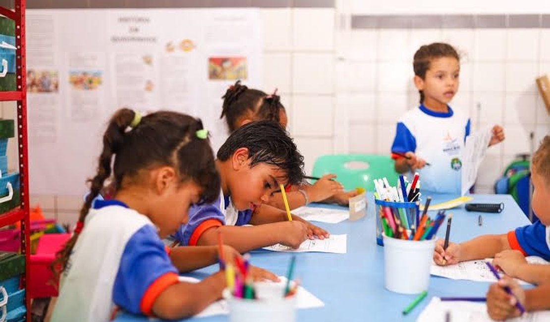 Maceió tem pior índice do país e mais de 30% das crianças de 4 e 5 anos estão fora da escola