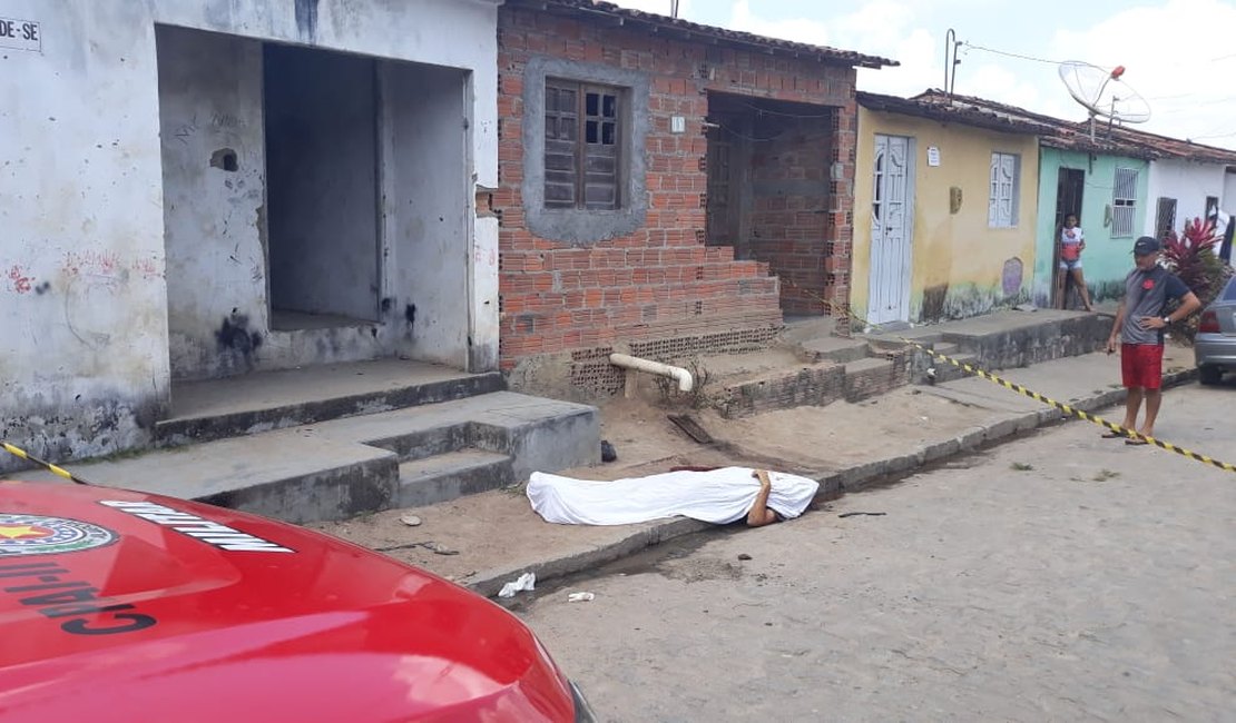 Atentado deixa dois mortos e um ferido no bairro São José, em São Sebastião