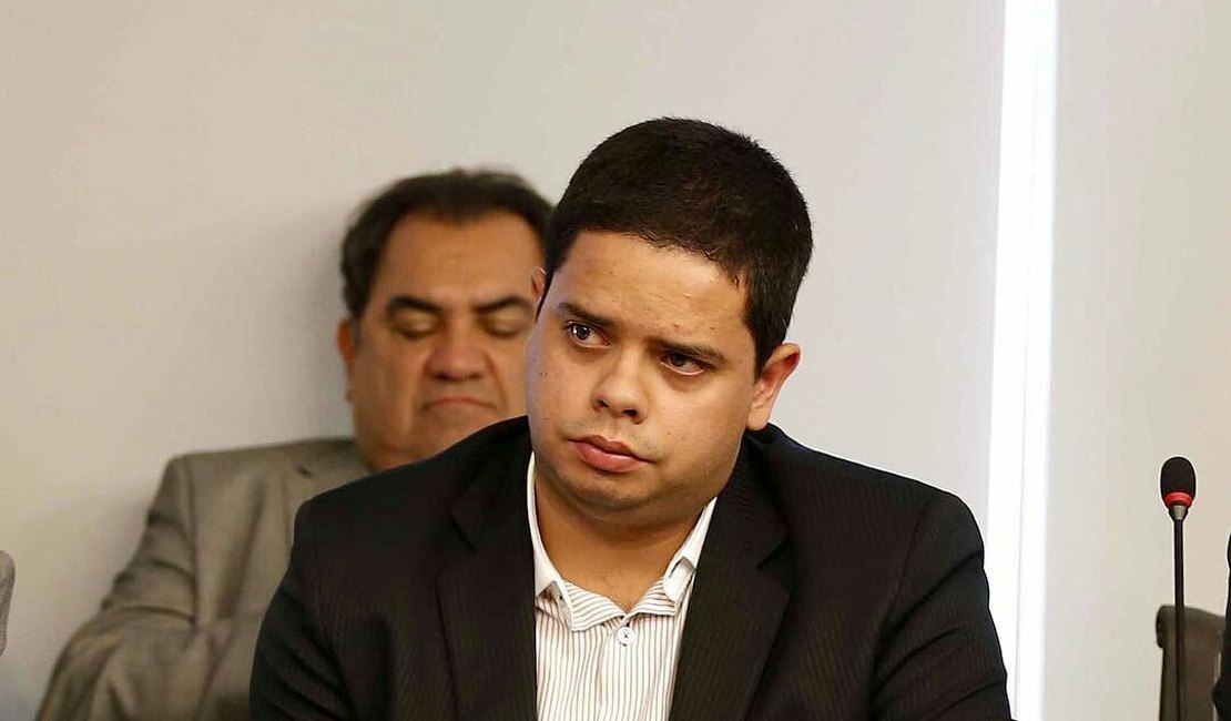 Em carta, Bruno Euclides renuncia ao cargo de presidente do ASA