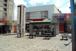 Idoso passa mal e morre dentro de agência do Bradesco no Centro de Arapiraca