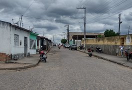 Criminosos invadem residência e atiram em homem no Agreste alagoano