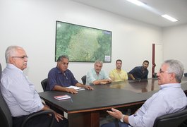 Prefeitura de Arapiraca e DER debatem fase final das obras na AL-110