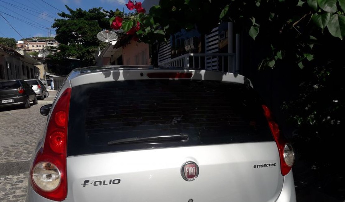 Bandidos roubam veículo e mais 18 mil reais de comerciante em Campo Grande-AL