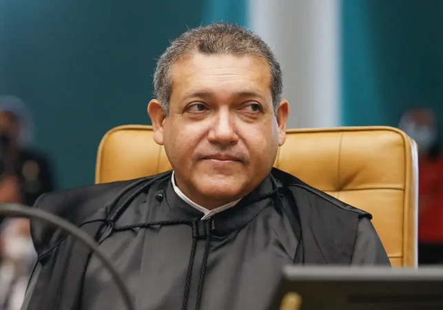 Fachin nega suspeição de Kassio para decidir sobre CPI do Master