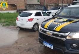Em Maceió, homem é preso por comprar carro que foi roubado em Recife