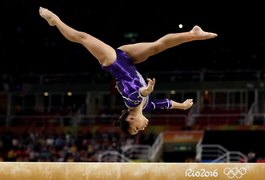 Flavinha fica no quinto lugar na trave, e holandesa supera Simone Biles