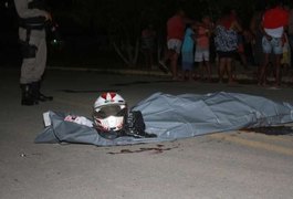 Idoso morre e homem fica gravemente ferido em colisão entre motos em Joaquim Gomes