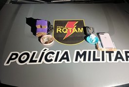 Operação policial apreende quase meio quilo de droga escondida em geladeira na capital alagoana