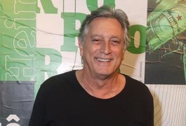 Ator Eduardo Galvão é internado após testar positivo para Covid-19