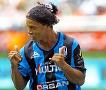 Presidente do Querétaro dá ultimato a Ronaldinho Gaúcho