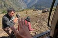 Deslizamento de terra provoca nova enchente no Nepal e alerta de evacuação