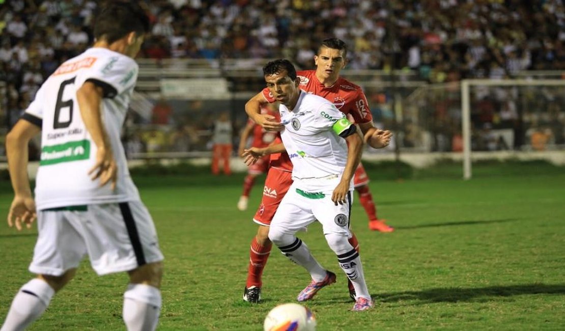 Após classificação, jogadores do ASA cobram pendências financeiras