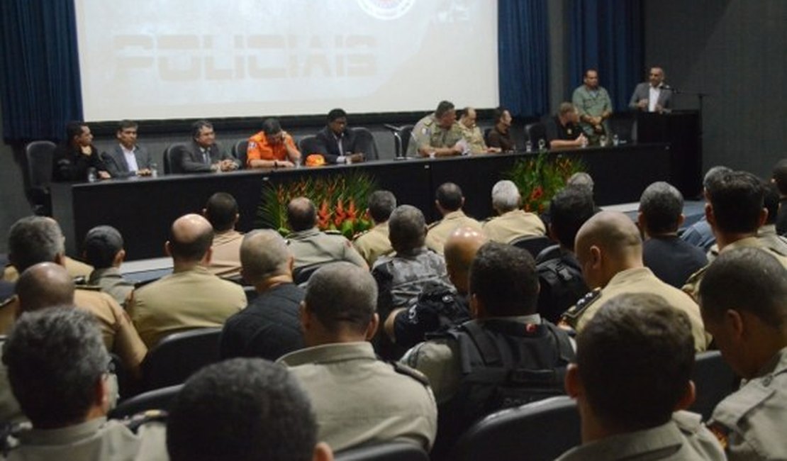 Integrantes da Swat realizam capacitação para agentes da segurança em Alagoas