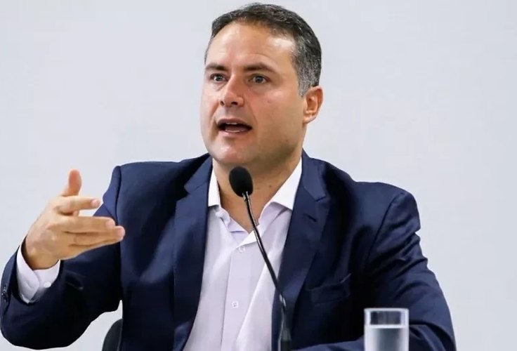 Ministro Renan Filho afirma que Lula fará mais em 2023 do que Bolsonaro fez em 4 anos