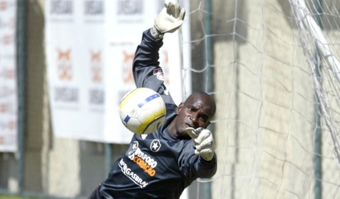 Max ex-goleiro do Vila Nova e Botafogo morre no Rio de Janeiro