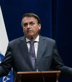 'Não vou interferir', diz Bolsonaro, sobre reajuste no preço dos combustíveis