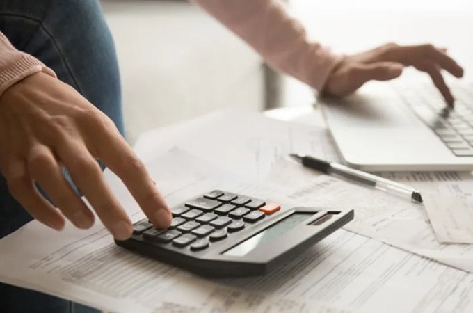 Vai fazer 65 anos em 2026? Veja quando é possível se aposentar