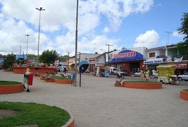 Homem é assassinado com golpes de madeira durante confusão em bar, em Anadia