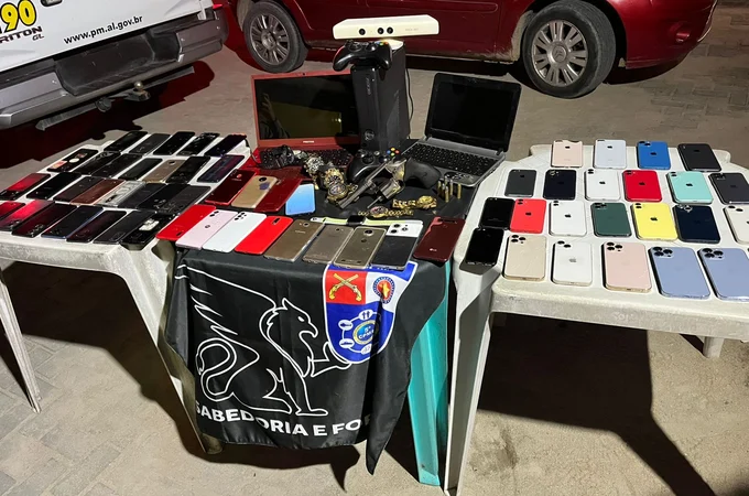 5ª Companhia realiza operação proteção urbana e recupera mais de 50 aparelhos celulares