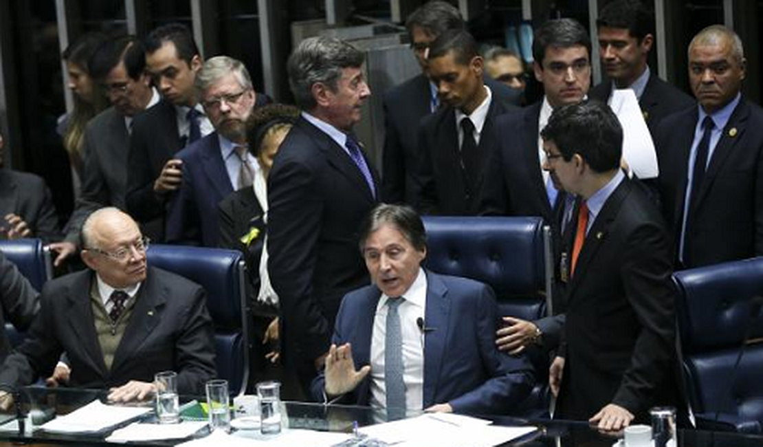 Texto principal da reforma trabalhista é aprovado por 50 a 26 no Senado