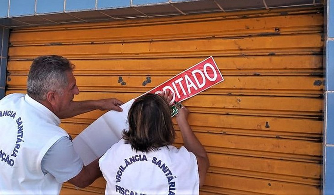 Vigilância Sanitária interdita farmácias em Maceió