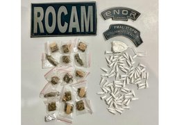 Durante abordagem, indivíduo é preso com drogas e chaves de motocicletas roubadas, em Arapiraca